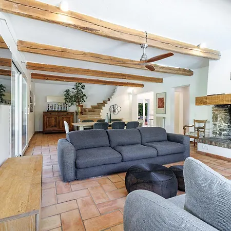 Villa 5 Bdr - Swimmingpool - Ac - Parking *