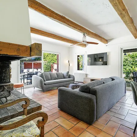 Villa 5 Bdr - Swimmingpool - Ac - Parking *